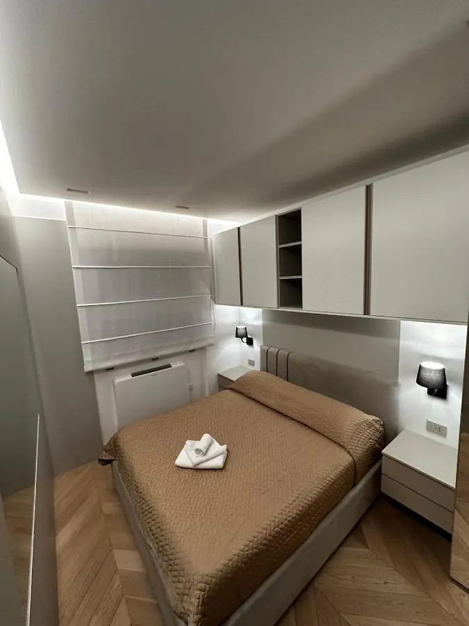 Bilocale Luxury A 50 Mt Dalla Stazione Di Milano Apartment Italy